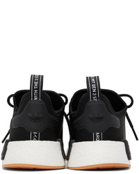 schwarze und weiße Sportschuhe von adidas Originals