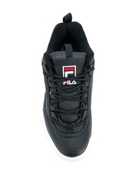 schwarze und weiße Sportschuhe von Fila