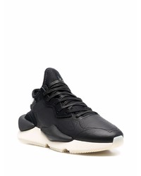 schwarze und weiße Sportschuhe von Y-3