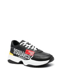 schwarze und weiße Sportschuhe von DSQUARED2