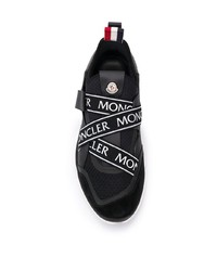 schwarze und weiße Sportschuhe von Moncler