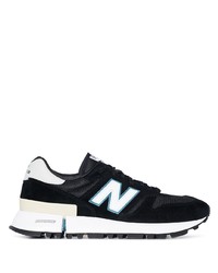 schwarze und weiße Sportschuhe von New Balance