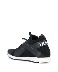 schwarze und weiße Sportschuhe von Hugo