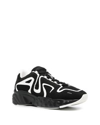 schwarze und weiße Sportschuhe von Acne Studios