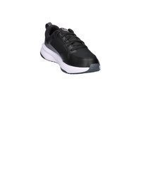 schwarze und weiße Sportschuhe von Under Armour