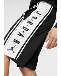 schwarze und weiße Sportshorts von Jordan