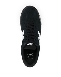 schwarze und weiße Wildleder niedrige Sneakers von New Balance