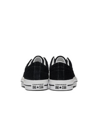 schwarze und weiße Wildleder niedrige Sneakers von Converse