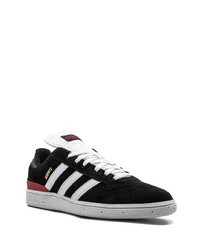 schwarze und weiße Wildleder niedrige Sneakers von adidas