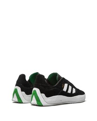 schwarze und weiße Wildleder niedrige Sneakers von adidas