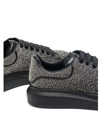 schwarze verzierte Leder niedrige Sneakers von Alexander McQueen