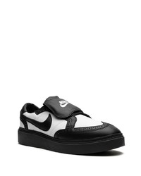 schwarze verzierte Leder niedrige Sneakers von Nike