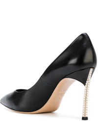 schwarze verzierte Pumps von Casadei