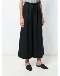 schwarze weite Hose von Ulla Johnson