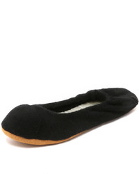 schwarze Wildleder Ballerinas von White + Warren