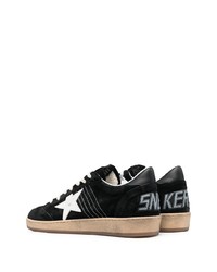 schwarze Wildleder niedrige Sneakers mit Sternenmuster von Golden Goose