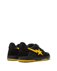 schwarze Wildleder niedrige Sneakers mit Sternenmuster von A Bathing Ape