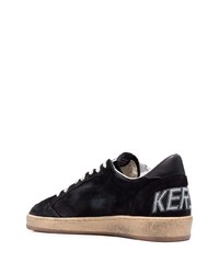 schwarze Wildleder niedrige Sneakers mit Sternenmuster von Golden Goose