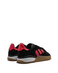 schwarze Wildleder niedrige Sneakers von adidas