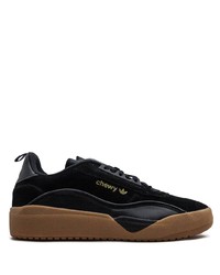 schwarze Wildleder niedrige Sneakers von adidas