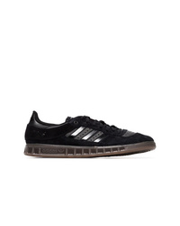 schwarze Wildleder niedrige Sneakers von adidas