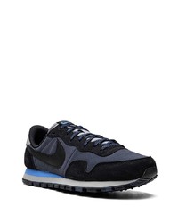 schwarze Wildleder niedrige Sneakers von Nike