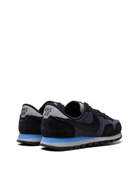 schwarze Wildleder niedrige Sneakers von Nike