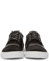 schwarze Wildleder niedrige Sneakers von McQ