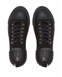 schwarze Wildleder niedrige Sneakers von Giuseppe Zanotti