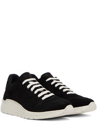 schwarze Wildleder niedrige Sneakers von Common Projects