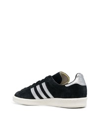 schwarze Wildleder niedrige Sneakers von adidas