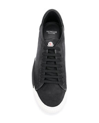 schwarze Wildleder niedrige Sneakers von Moncler