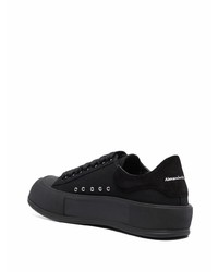 schwarze Wildleder niedrige Sneakers von Alexander McQueen