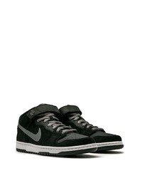 schwarze Wildleder niedrige Sneakers von Nike