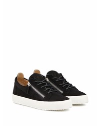 schwarze Wildleder niedrige Sneakers von Giuseppe Zanotti