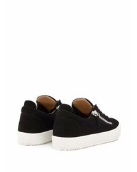 schwarze Wildleder niedrige Sneakers von Giuseppe Zanotti