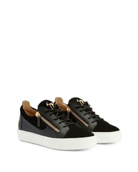 schwarze Wildleder niedrige Sneakers von Giuseppe Zanotti