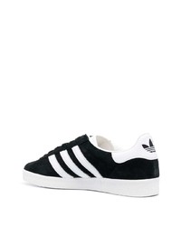 schwarze Wildleder niedrige Sneakers von adidas