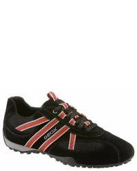 schwarze Wildleder niedrige Sneakers von Geox