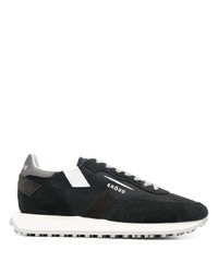 schwarze Wildleder niedrige Sneakers von Ghoud