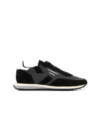 schwarze Wildleder niedrige Sneakers von Ghoud