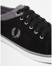 schwarze Wildleder niedrige Sneakers von Fred Perry