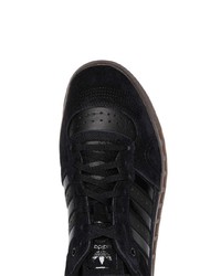 schwarze Wildleder niedrige Sneakers von adidas