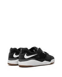 schwarze Wildleder niedrige Sneakers von Nike