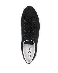 schwarze Wildleder niedrige Sneakers von D.A.T.E