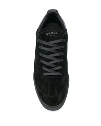 schwarze Wildleder niedrige Sneakers von Ghoud