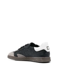 schwarze Wildleder niedrige Sneakers von D.A.T.E