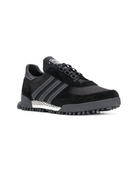 schwarze Wildleder niedrige Sneakers von adidas