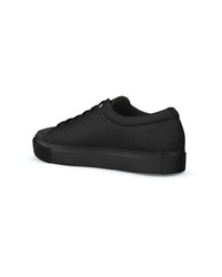 schwarze Wildleder niedrige Sneakers von SWEA