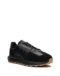 schwarze Wildleder niedrige Sneakers von adidas